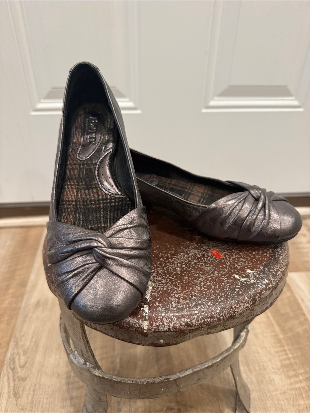 Born Metallic Gray Knot-Detail Leather Ballet Flats